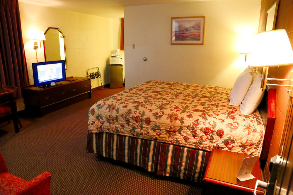 Economy Inn Hermiston Extérieur photo